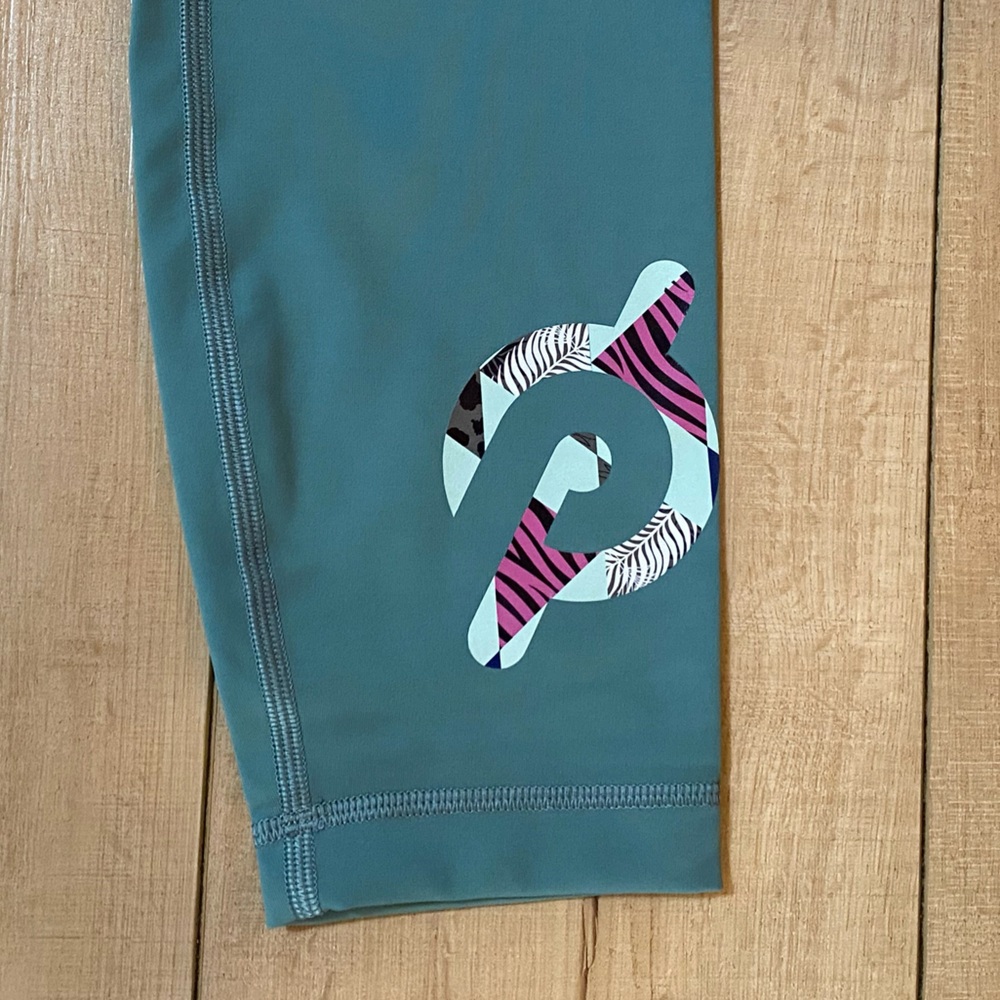 Lululemon x Peloton Leggings - Green, Size M - Picture 4 of 12